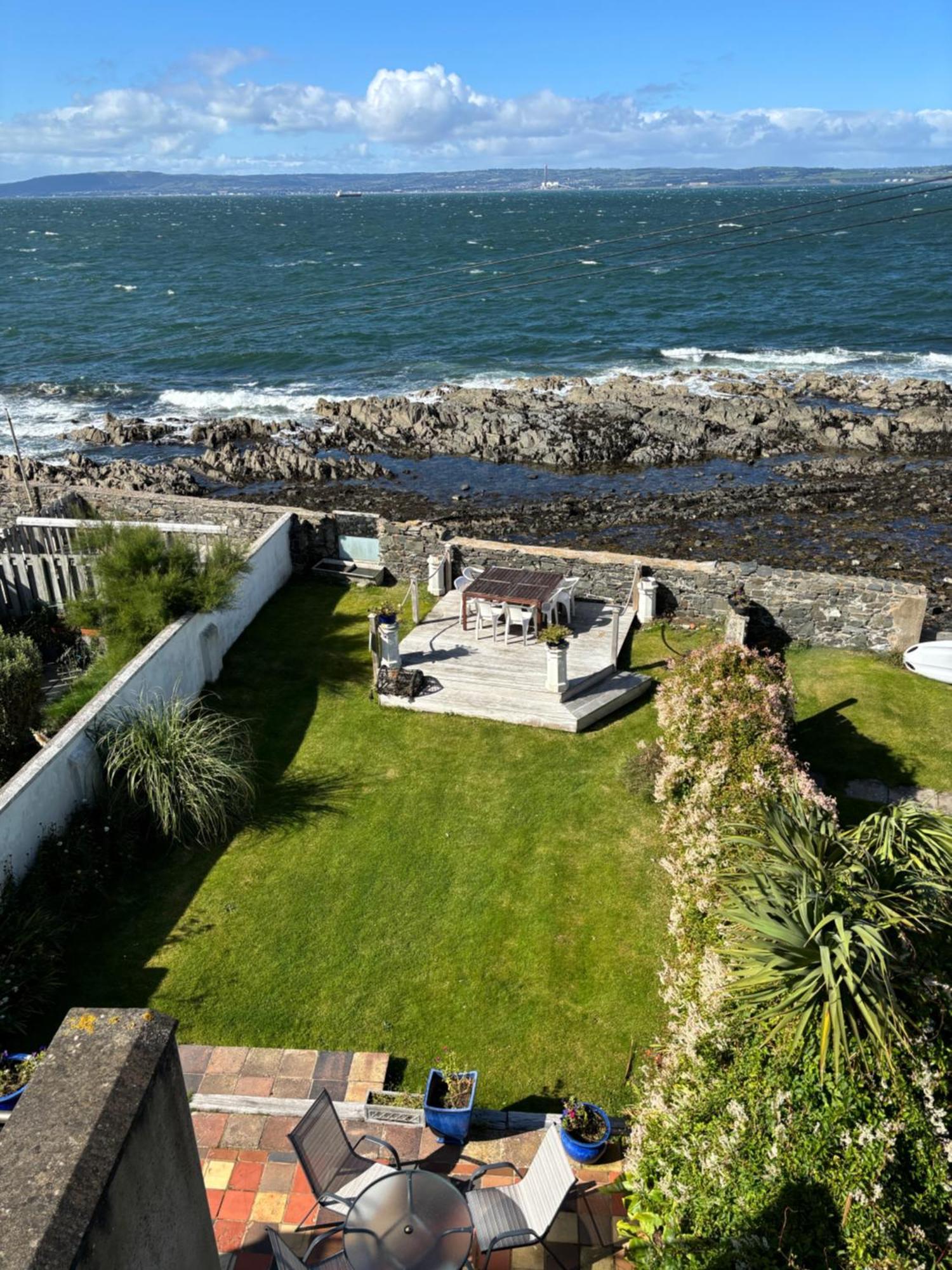 Splash Cottage Beach House With Sea Lapping Garden บังกอร์ ภายนอก รูปภาพ