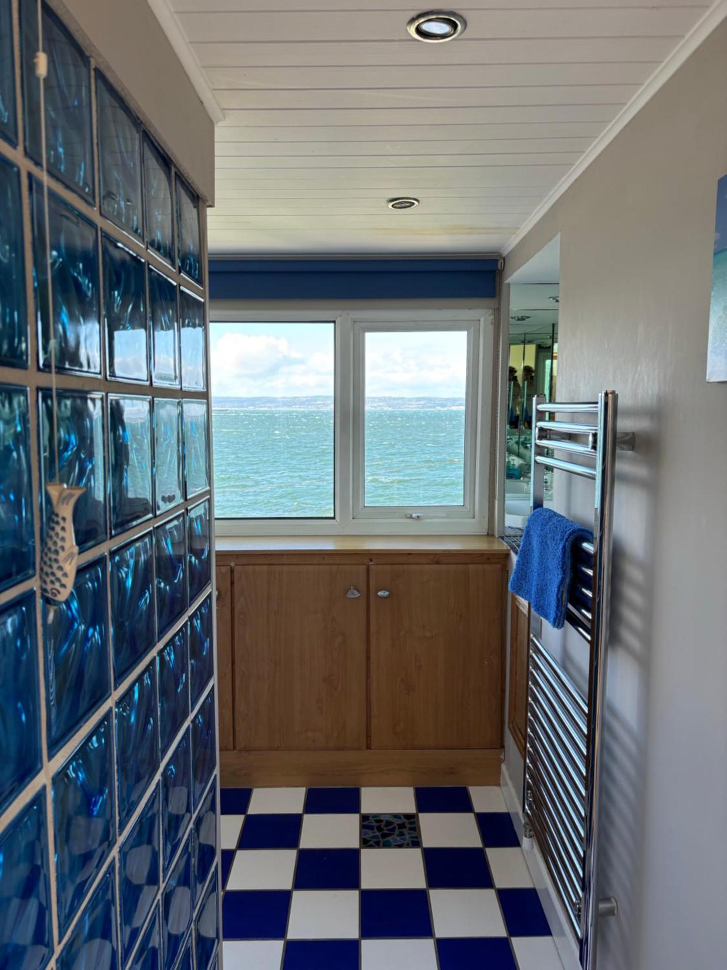 Splash Cottage Beach House With Sea Lapping Garden บังกอร์ ภายนอก รูปภาพ
